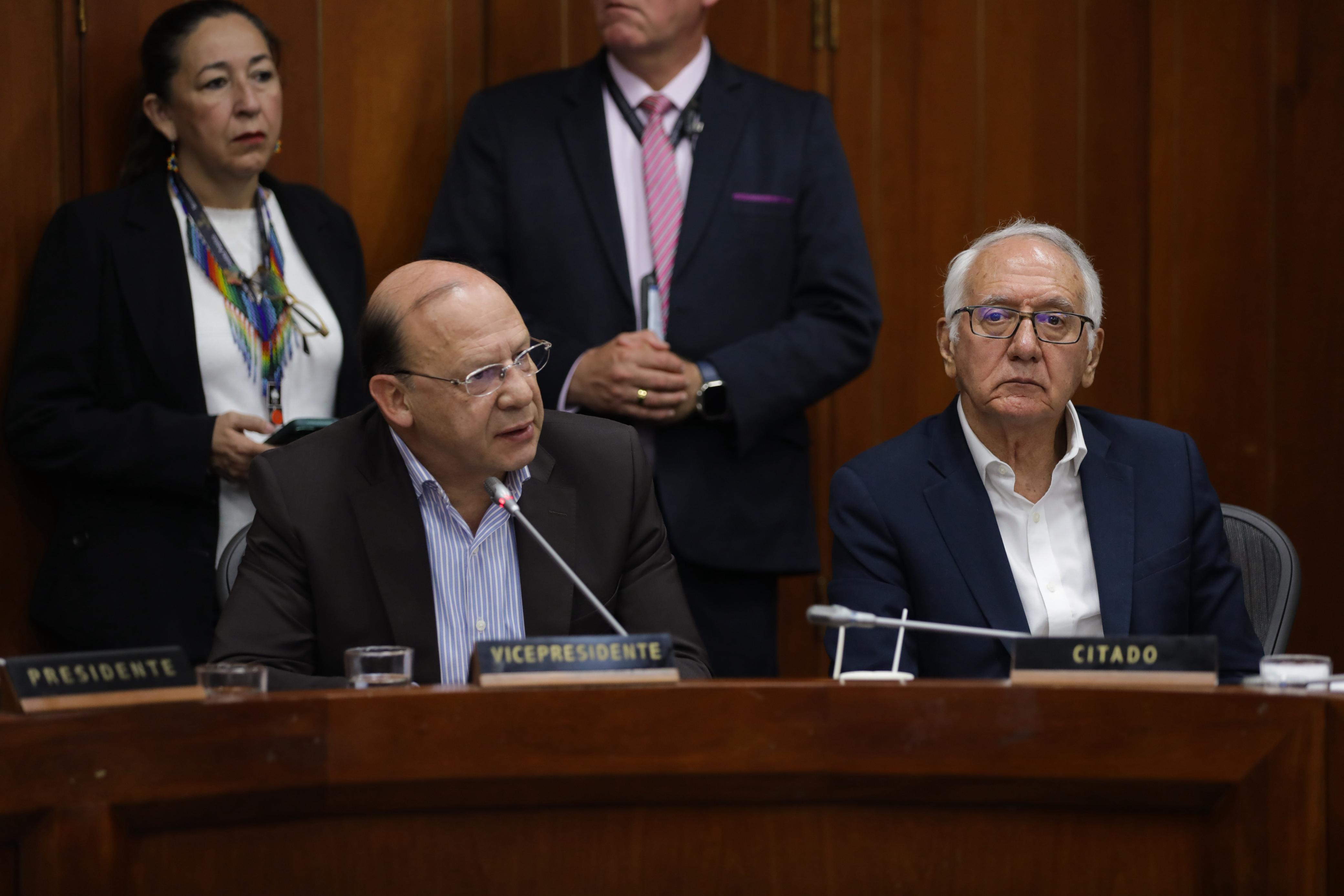 Ministro de Hacienda, Germán Ávila Plazas, en la Comisión Séptima del Senado