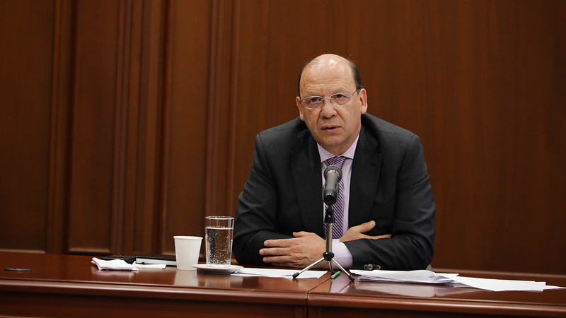 Ministro de Hacienda, abandona Junta Directiva de BanRepública